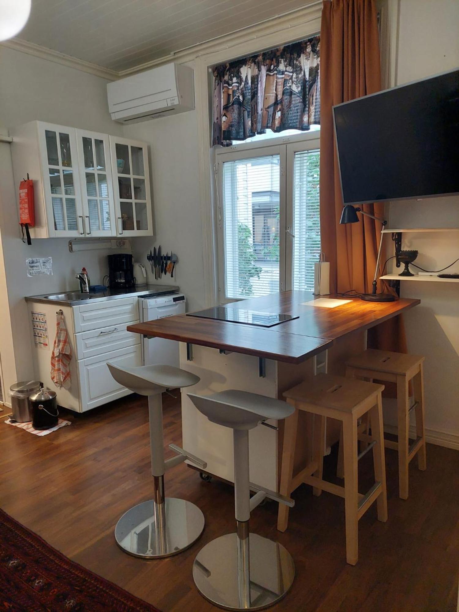 Remontoitu Asunto Vanhassa Talossa - Renovated Apartment At The Heart Of Åbo Eksteriør bilde